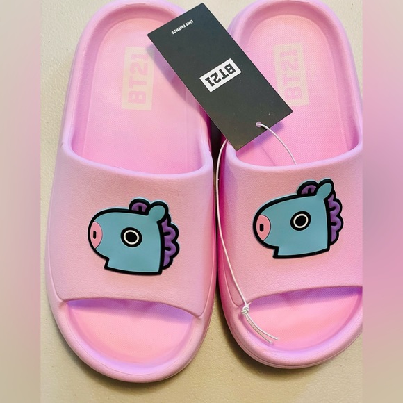 BT21 Line Friends Mang Slides (License) - Picture 1 of 2